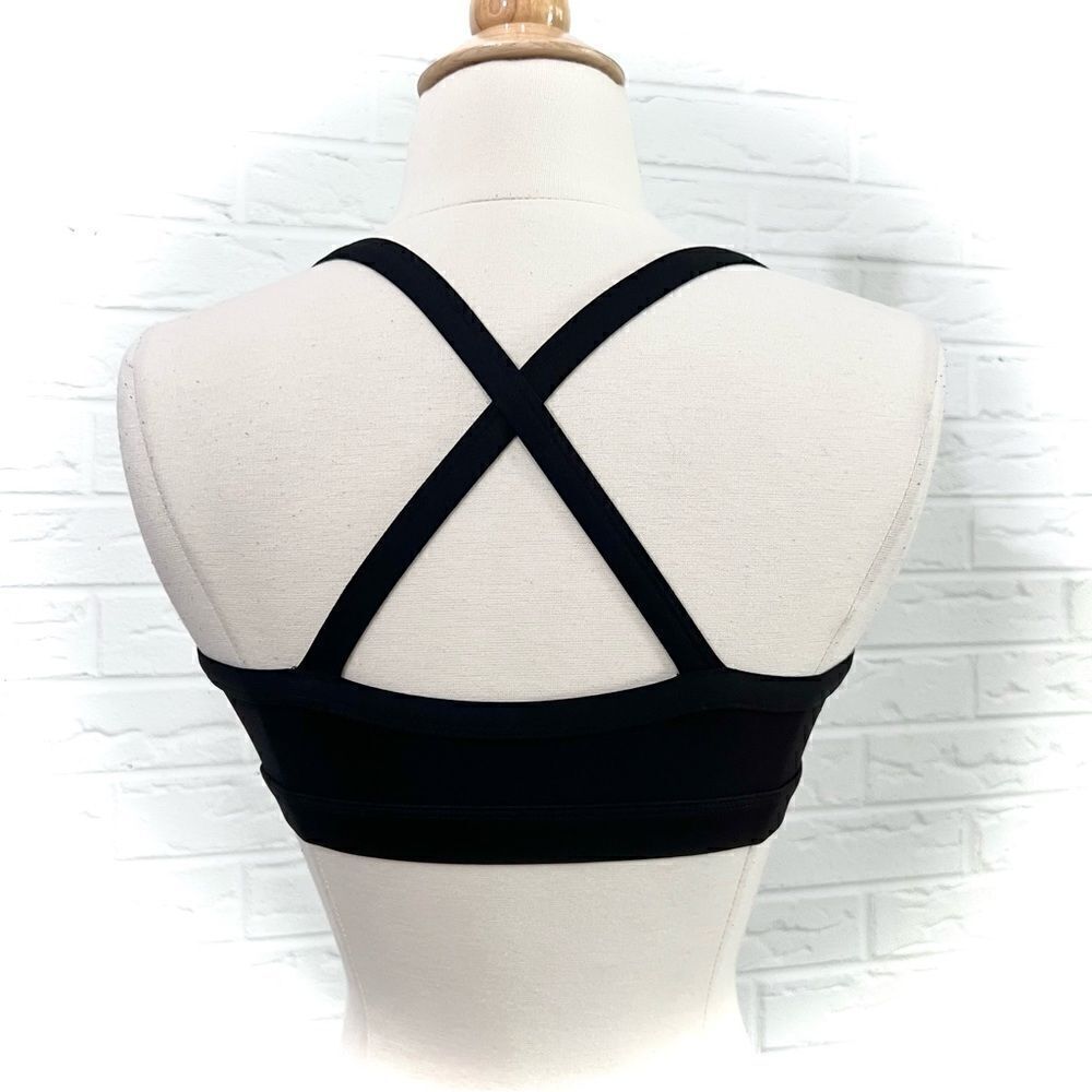 Lively Active Cross-Back Bra Size Small - Picture 3 of 4